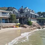 Seagul Cove, Villa On The Beach, Sleeps 7