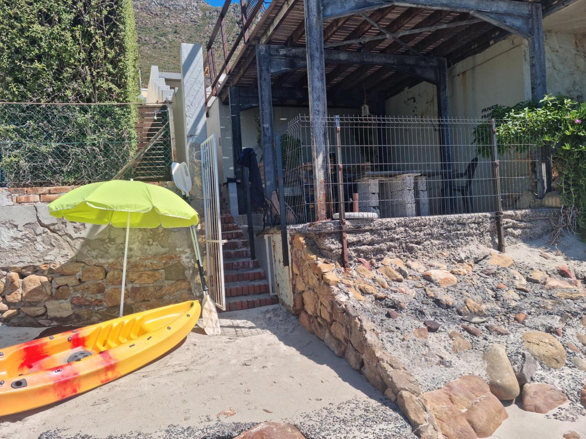 Seagul Cove, On The Beach, Sleeps 7 * Kapstadt